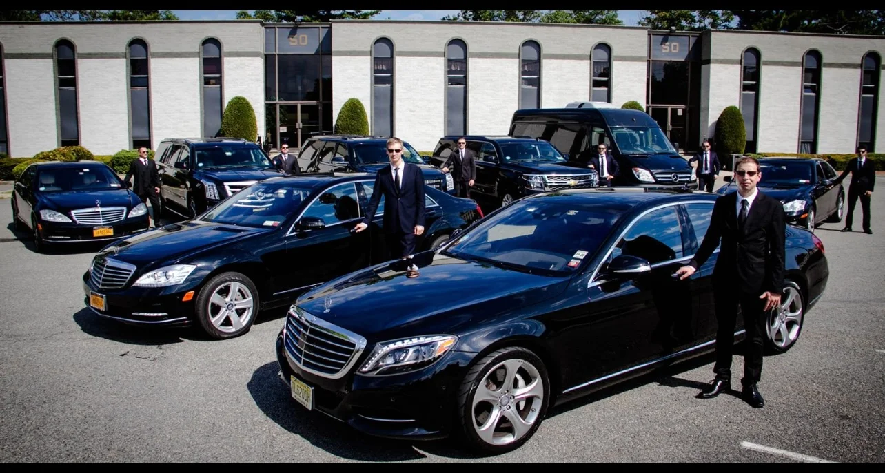 Group Transportation — GroB Limousine
